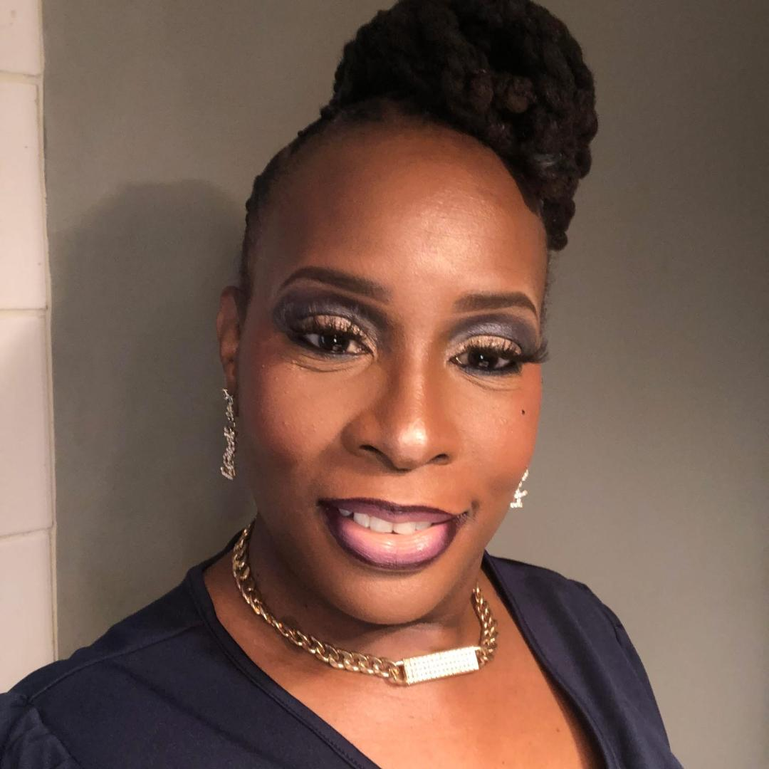 Headshot Felicia McNair